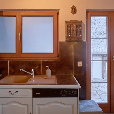 A Theme, 2 Chambres, Vue Sur Les Montagnes Διαμέρισμα Chalais