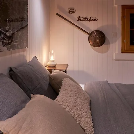 A Theme, 2 Chambres, Vue Sur Les Montagnes Chalais