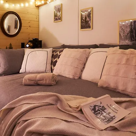 A Theme, 2 Chambres, Vue Sur Les Montagnes * Chalais