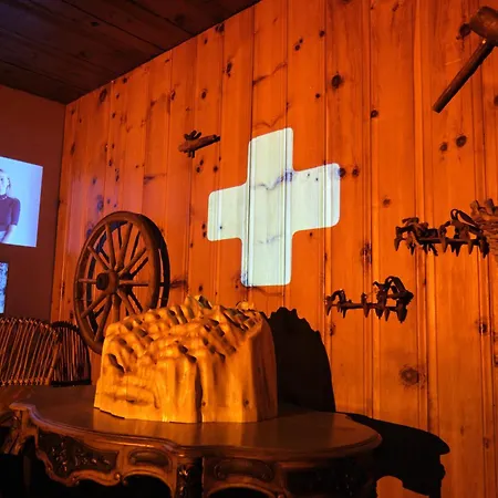 A Theme, 2 Chambres, Vue Sur Les Montagnes