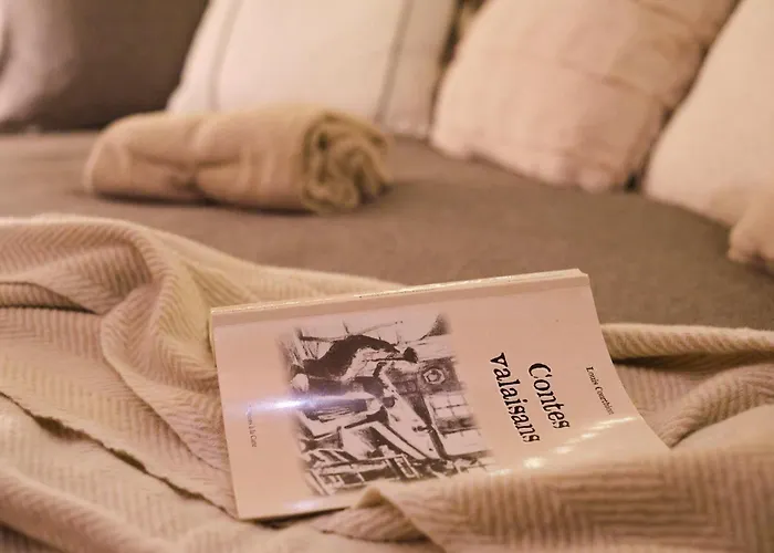 A Theme, 2 Chambres, Vue Sur Les Montagnes Chalais