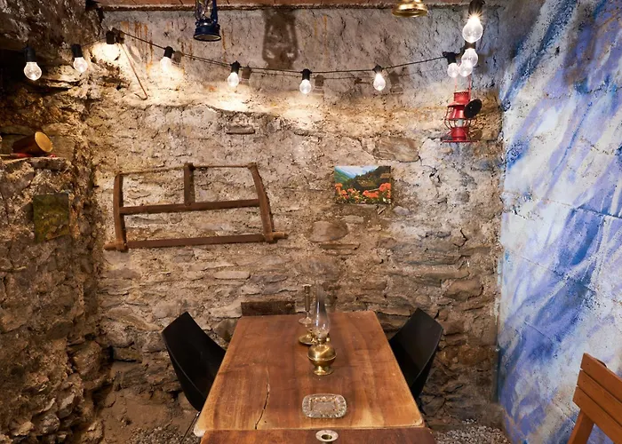 A Theme, 2 Chambres, Vue Sur Les Montagnes Chalais