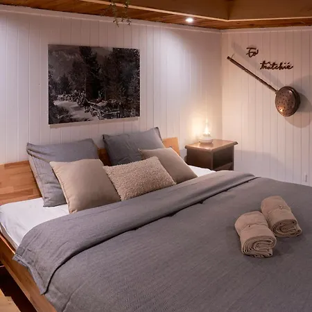 A Theme, 2 Chambres, Vue Sur Les Montagnes Chalais