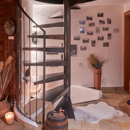 A Theme, 2 Chambres, Vue Sur Les Montagnes Chalais